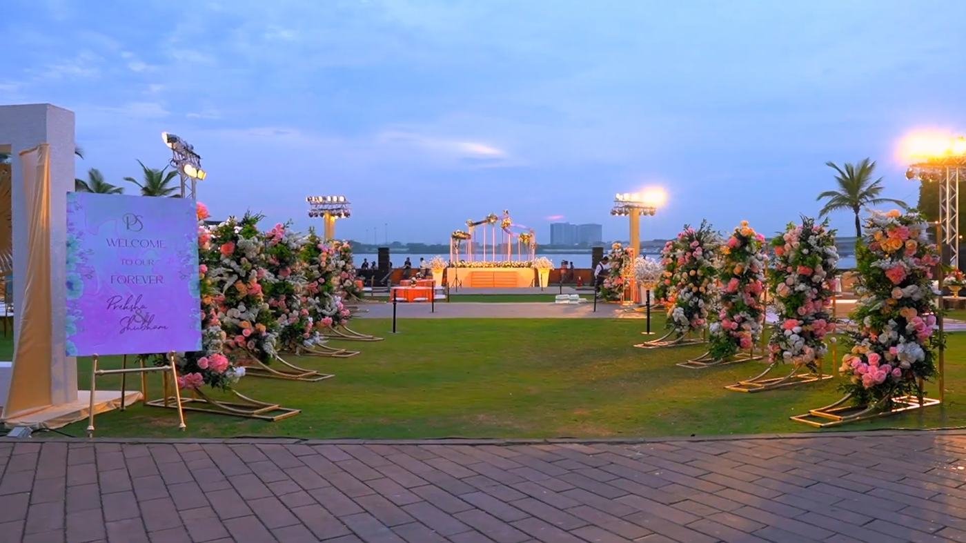Destination wedding decor by the water in Kochi